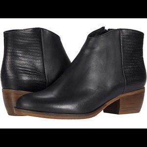 Clarks Mila Myth Ankle Booties - Size 7